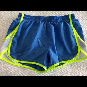 Under Armour HeatGear SemiFitted shorts